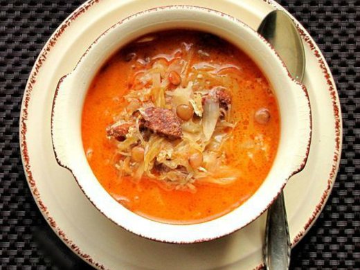 Zupa z kiszonej kapusty